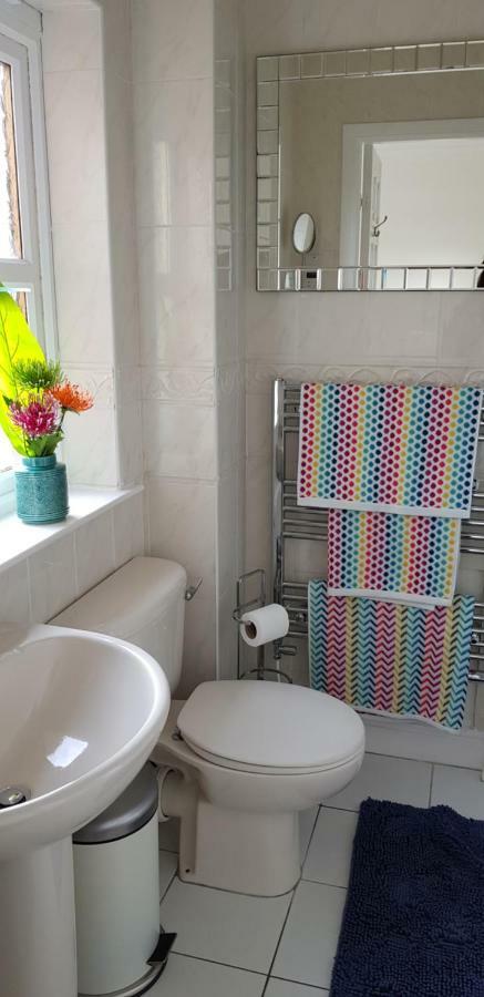 Home2Home Meadow Close Ист Килбрайд Екстериор снимка