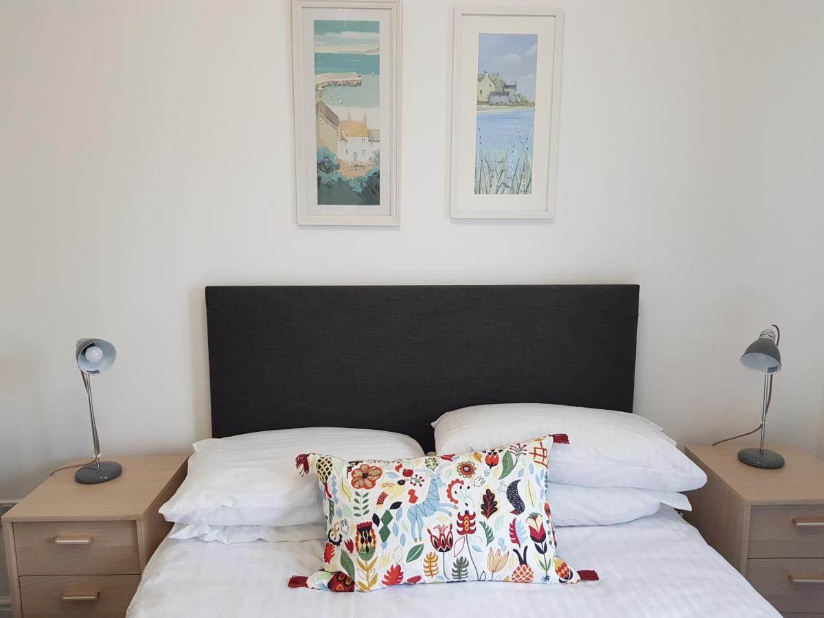 Home2Home Meadow Close Ист Килбрайд Екстериор снимка